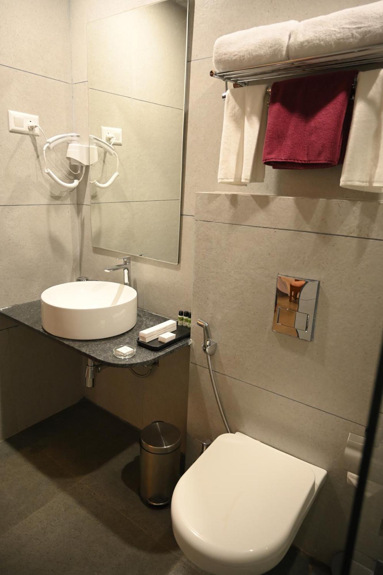 Mango Leaf Lake Resort Malkhed Экстерьер фото