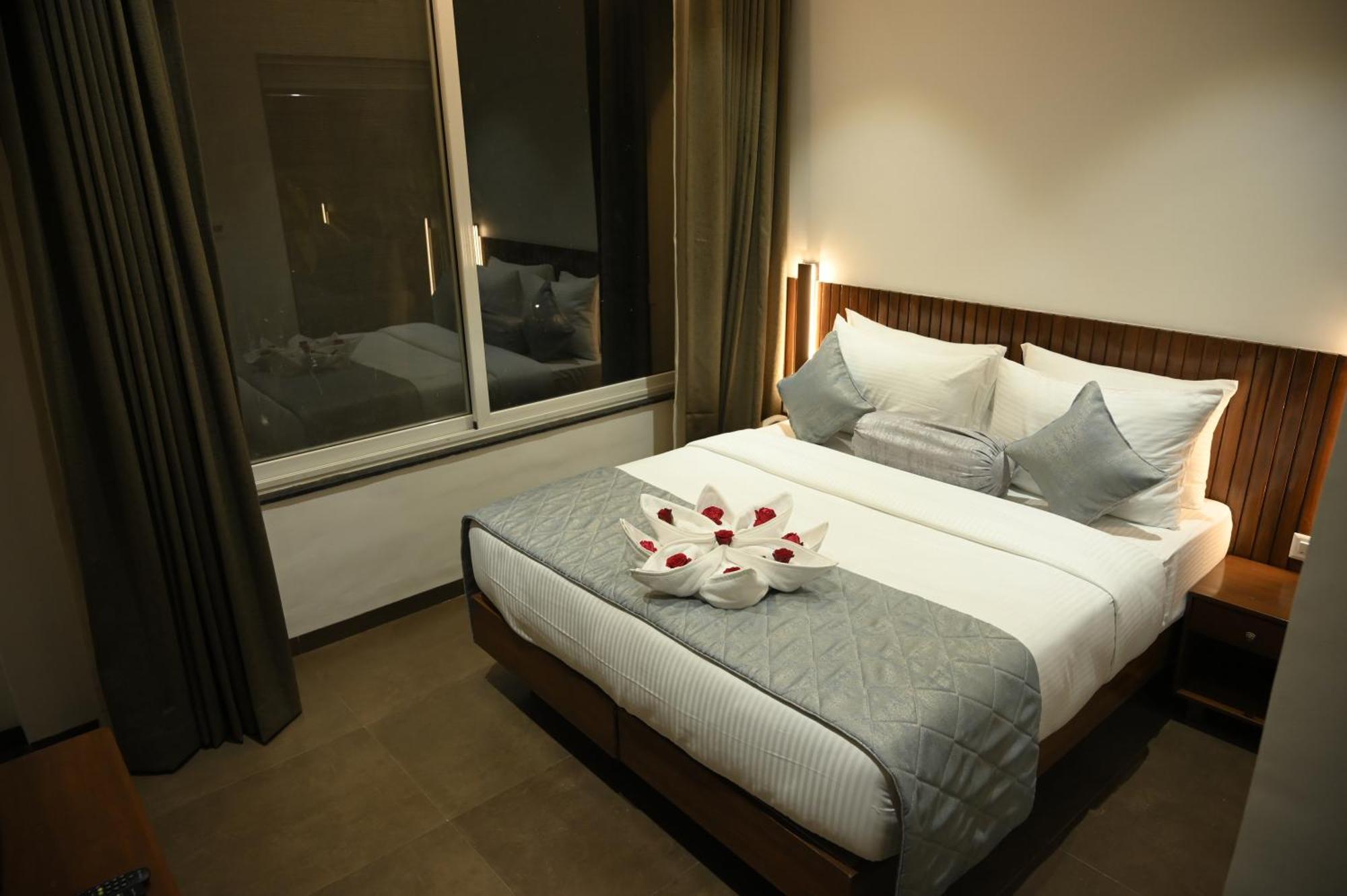 Mango Leaf Lake Resort Malkhed Экстерьер фото