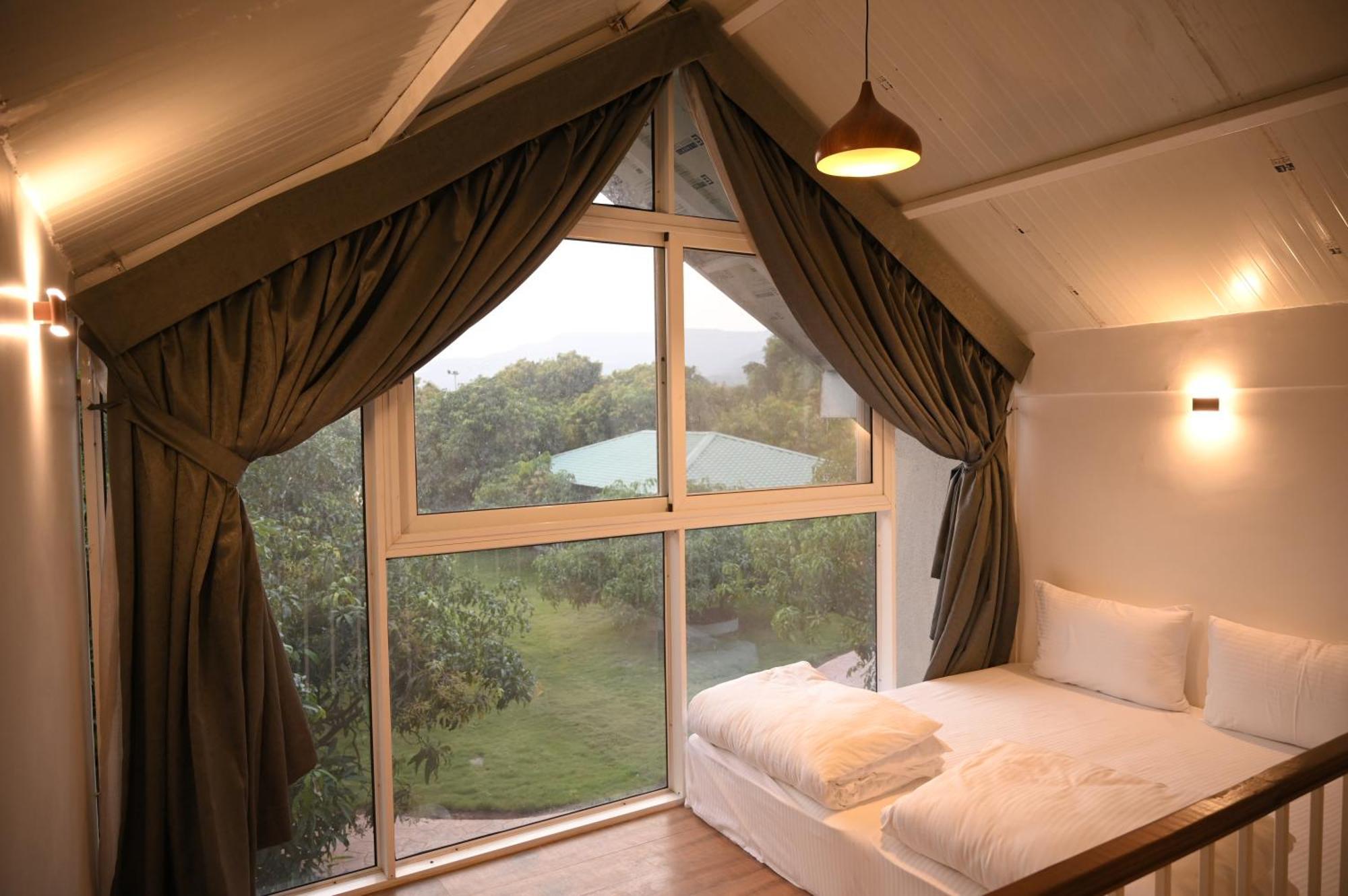 Mango Leaf Lake Resort Malkhed Экстерьер фото